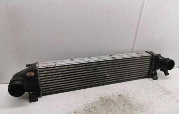Volvo V70 Intercooler radiator 31338474