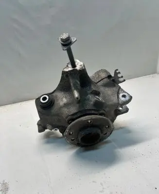 BMW M5 F90 Rear wheel hub spindle/knuckle 