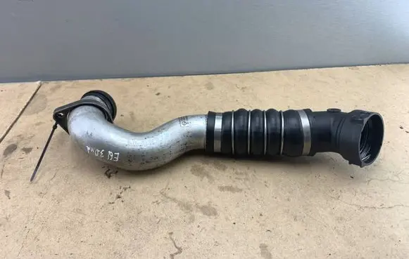BMW 5 E60 E61 Intercooler hose/pipe 7808414 11617808414 11614727353