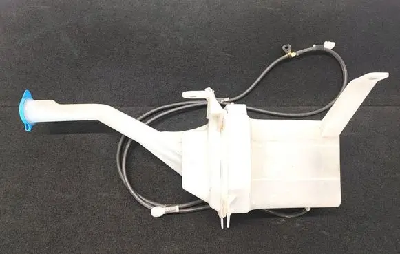 Windshield washer fluid reservoir/tank