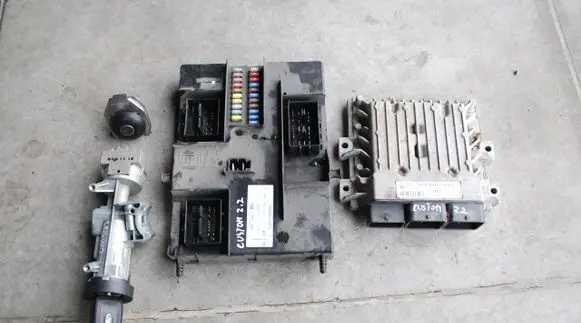 Ford Transit Custom Engine ECU kit and lock set BK2112A650AC