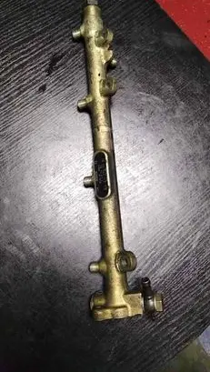 Mercedes-Benz C W203 Fuel main line pipe A6110700095