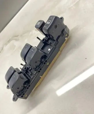 Toyota Land Cruiser (J120) Electric window control switch 8404060010 514569 514874300