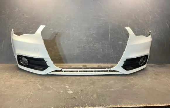 Audi A1 Front bumper 8X0807436 8X0807437