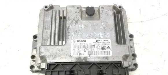 Peugeot 208 Engine control unit/module 9666729580 9807885980 0281030546