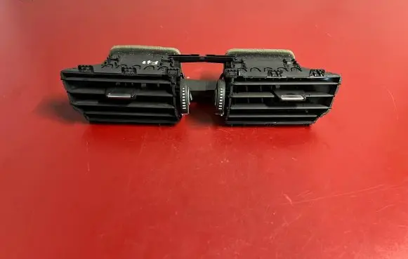BMW X1 F48 F49 Dash center air vent grill 9292741