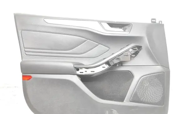 Ford Focus Front door card panel trim