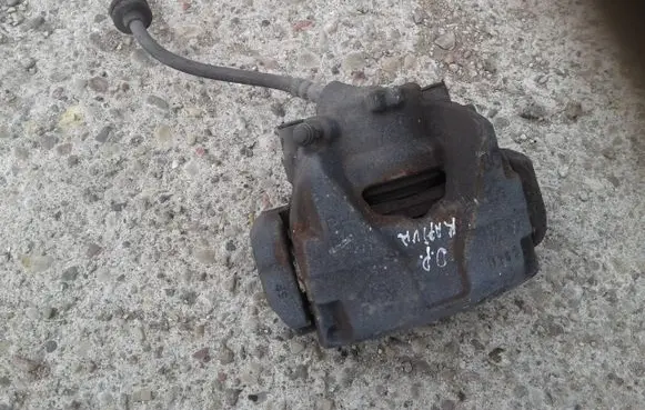 Renault Captur Front brake caliper
