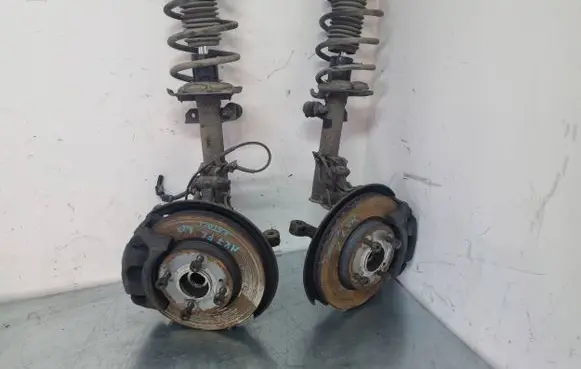 Ford B-MAX Front wheel hub spindle knuckle AY1C-3K171-BA
