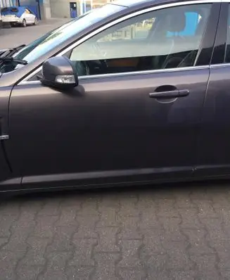 Jaguar XF X250 Front door