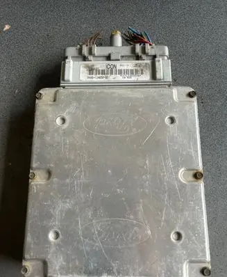 Ford Mondeo MK I Engine control unit/module 94AB12A650BD CD7L23BSDDMR
