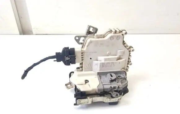 Audi Q5 SQ5 Rear door lock 8K0839015C