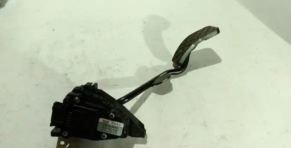 Audi A4 S4 B6 8E 8H Accelerator throttle pedal 8E2721523 6PV00777008