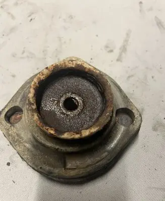 Hyundai Tucson JM Coil spring/strut mount 
