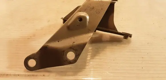 Audi A7 S7 4G Fender mounting bracket 4G8821136D