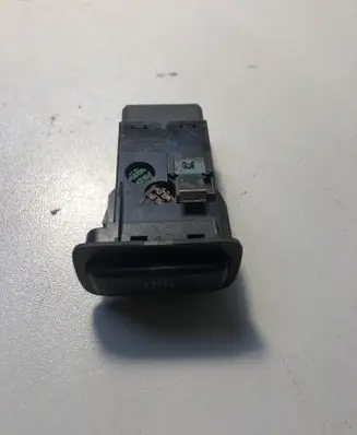 Windscreen/window heater switch