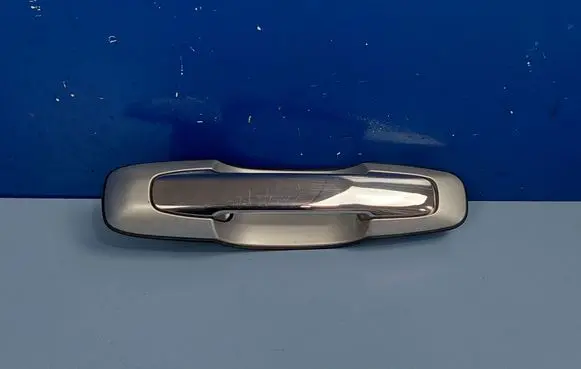 Suzuki Grand Vitara I Front door exterior handle 8281065D10