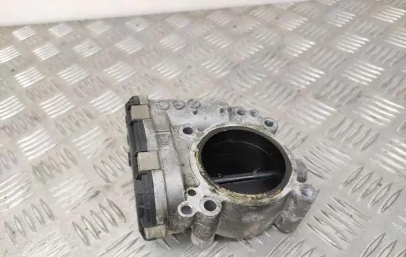Mercedes-Benz E C207 W207 Throttle valve A2661410525