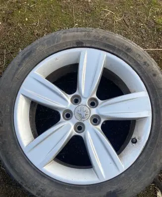 Peugeot 4007 R18 alloy rim 