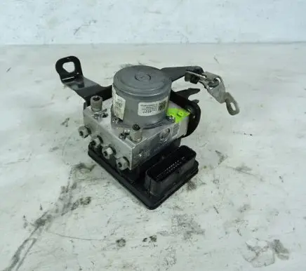 Opel Insignia A ABS Pump 23444527
