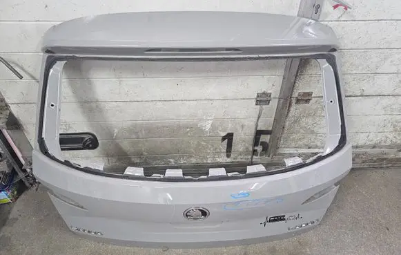 Skoda Karoq Tailgate/trunk/boot lid 57A827159