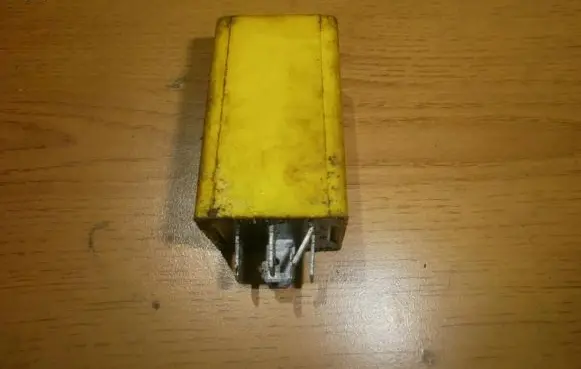 Renault Laguna I Other relay 7700414741