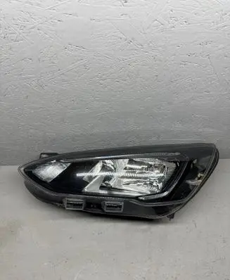 Ford Focus Headlight/headlamp 00201472