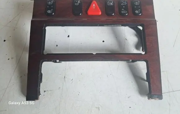 Multifunctional control switch/knob