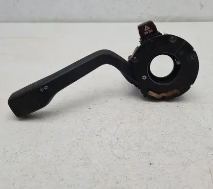 Volkswagen PASSAT B4 Indicator stalk VW104