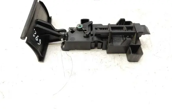 BMW Z4 E85 E86 Glove box central console 7110660 51467110660 51467068449