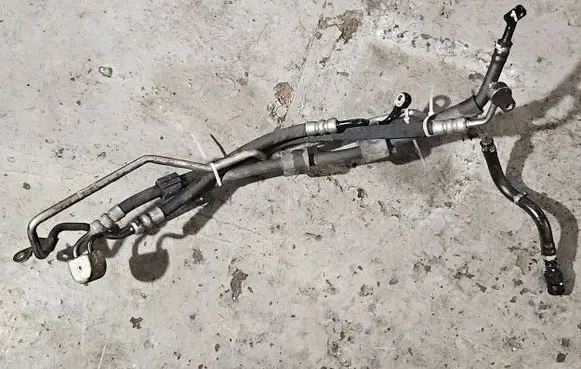 BMW X5 E70 Power steering hose/pipe/line 6787036