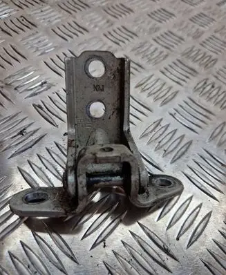 KIA Sorento Front door lower hinge 