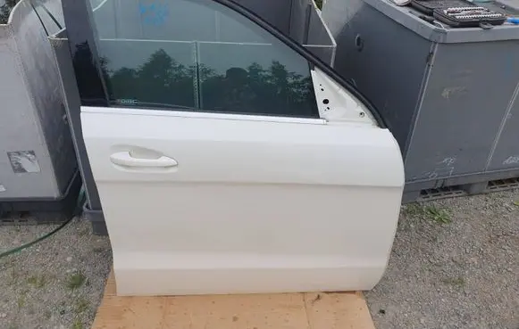 Mercedes-Benz ML W166 Front door 