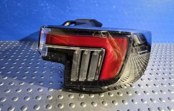 Opel Mokka B Rear/tail lights 9833721980