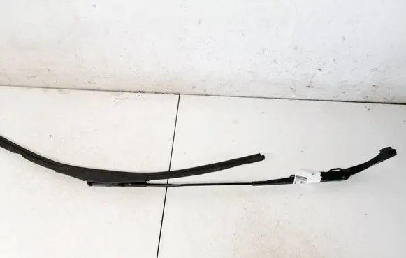 Audi A4 S4 B8 8K Front wiper blade arm 8K1955407