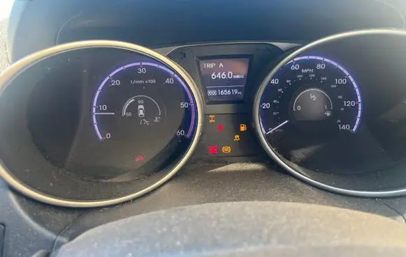 Speedometer (instrument cluster)