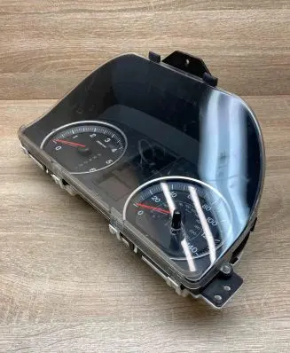 Honda CR-V Speedometer (instrument cluster) HR0399054 05411075197003