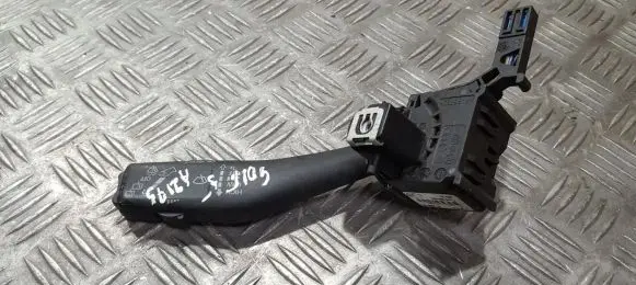 Volkswagen Golf Plus Wiper control stalk 696400 PA6GFGB30