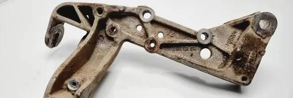 Volkswagen Golf V Front lower control arm/wishbone 1K0199295E