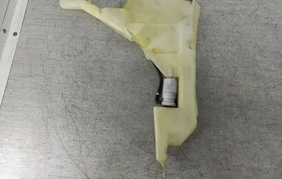 Mini One - Cooper R50 - 53 Windshield washer fluid reservoir/tank 