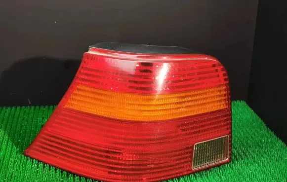 Volkswagen Golf IV Rear/tail lights 37750748 37750719