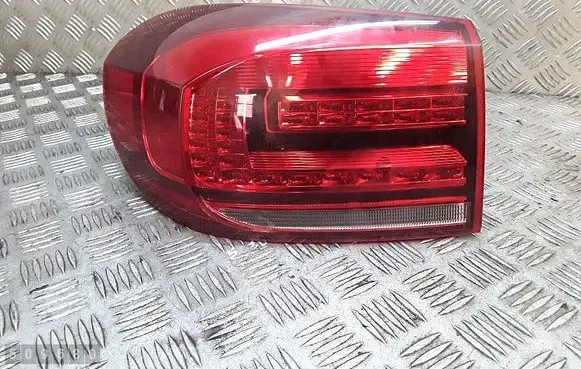 Rear/tail lights