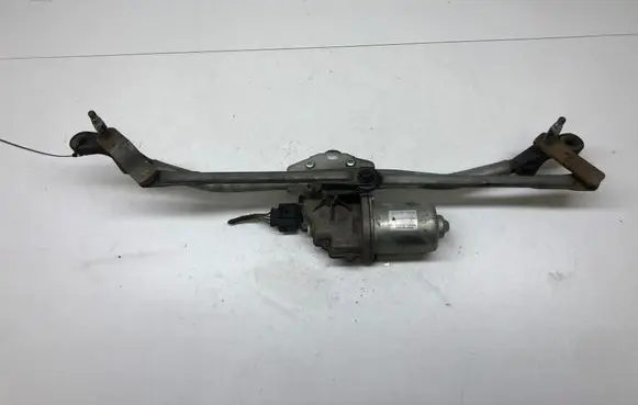 Skoda Fabia Mk2 (5J) Front wiper linkage and motor 5J1955113B