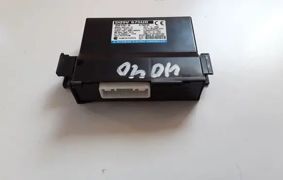 Mazda 6 Door central lock control unit/module KD45675U103