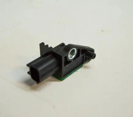 Skoda Superb B6 (3T) Airbag deployment crash/impact sensor 5N0959351B
