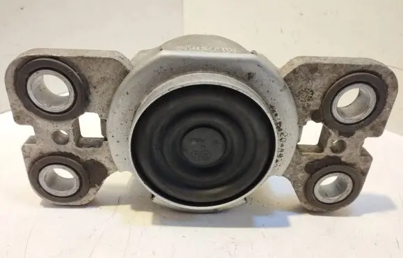 Volvo XC60 Engine mount bracket 8G9N7M121 HL8070M08
