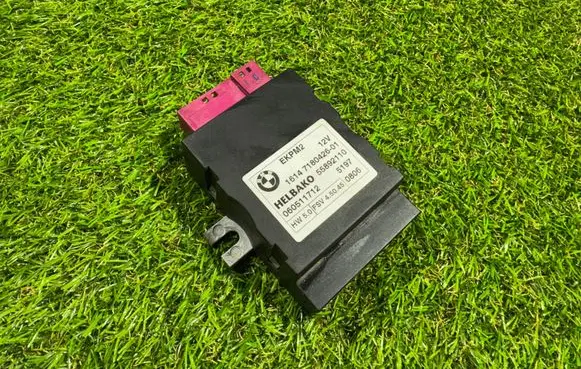 BMW 3 E90 E91 Fuel injection pump control unit/module 7180426