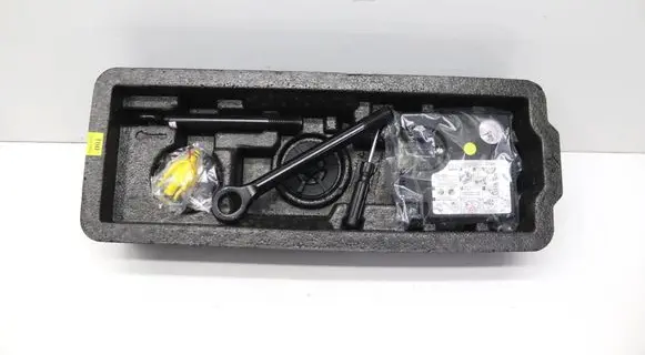 KIA Stonic Tool set