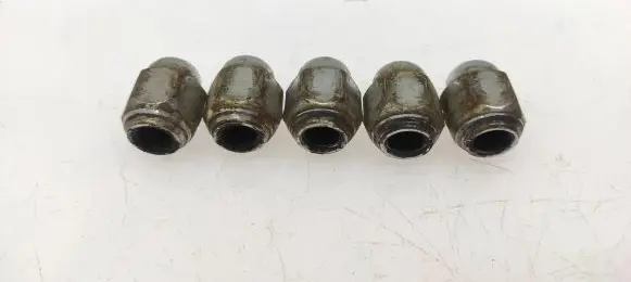 Nuts/bolts