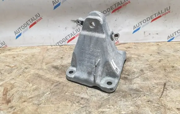 BMW 2 F22 F23 Engine mounting bracket 6859416 22116859416